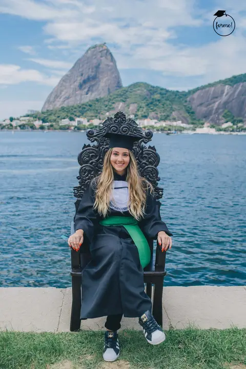 Fotos-de-formatura-criativa-ensaio-externo-rj-aterro-do-flamengo-poses-individual-cadeira-formatura-rj-formandos-administracao-humanos-adm-design-psicologia-nutricao-enfermagem-edfisica-medicina'