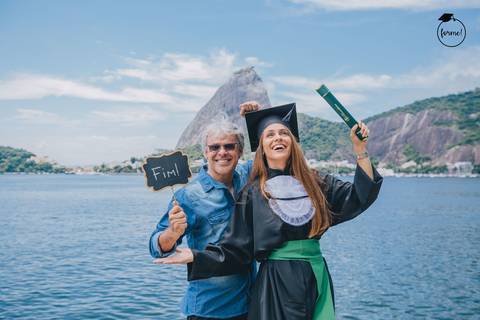 Fotos-de-formatura-criativa-ensaio-externo-rj-aterro-do-flamengo-poses-individual-cadeira-formatura-rj-formandos-administracao-humanos-adm-design-psicologia-nutricao-enfermagem-edfisica-medicina'