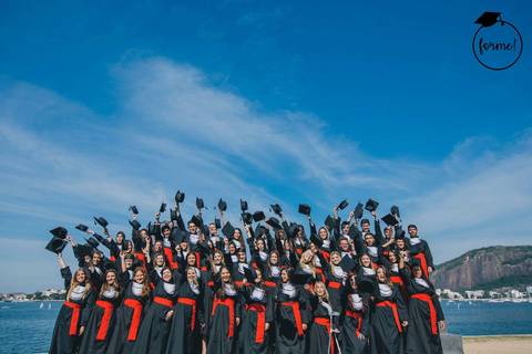 fotos-formatura-admistracao-fotos-criativas-adm-rj-monumento-estacio-de-sa'