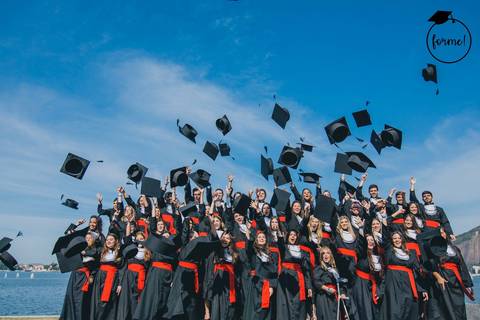 fotos-formatura-admistracao-fotos-criativas-adm-rj-monumento-estacio-de-sa'