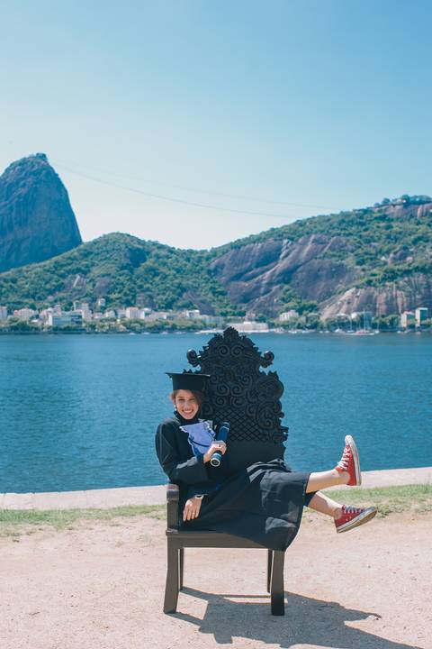 fotos-fotografia-formatura-admistracao-fotos-criativas-adm-rj-monumento-estacio-de-sa-graduacao-ensaio-externo'
