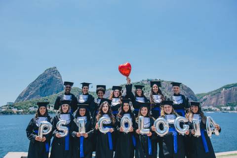 fotografia-formatura-fotos-anel-de-formatura-rj-formandos-rj-graduacao-ensaio-externo'