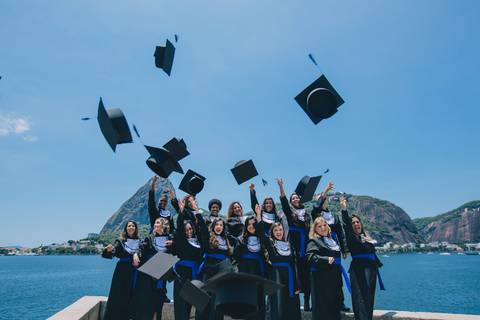 fotografia-formatura-fotos-anel-de-formatura-rj-formandos-rj-museu-do-amanha-graduacao-ensaio-externo'