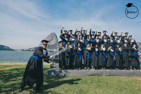 fotos-formatura-admistracao-fotos-criativas-adm-rj-monumento-estacio-de-sa'