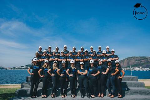 fotos-formatura-admistracao-fotos-criativas-adm-rj-monumento-estacio-de-sa'