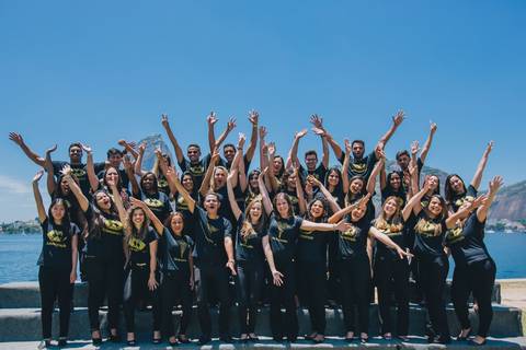 fotos-formatura-admistracao-fotos-criativas-adm-rj-monumento-estacio-de-sa'