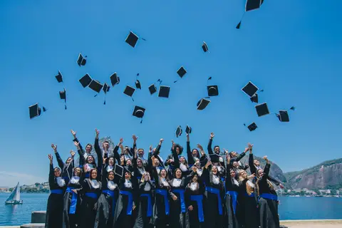 fotos-formatura-admistracao-fotos-criativas-adm-rj-monumento-estacio-de-sa'
