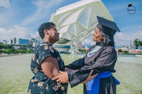 fotos-de-formatura-rj-criativa-graduacao-ensaio-externo-museu-do-amanha'