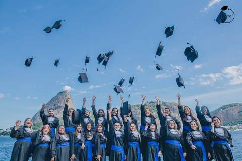 foto-de-formatura-adm-rj-aterro-do-flamengo'