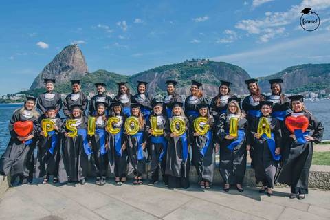 foto-de-formatura-adm-rj-aterro-do-flamengo'