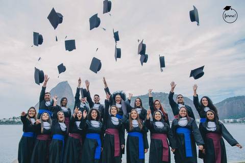 foto-de-formatura-adm-rj-aterro-do-flamengo'