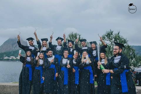 foto-de-formatura-adm-rj-aterro-do-flamengo'