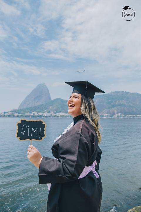 Fotos-de-formatura-criativa-ensaio-externo-rj-aterro-do-flamengo-poses-individual-cadeira-formatura-rj-formandos-administracao-humanos-adm-design-psicologia-nutricao-enfermagem-edfisica-medicina-direito'