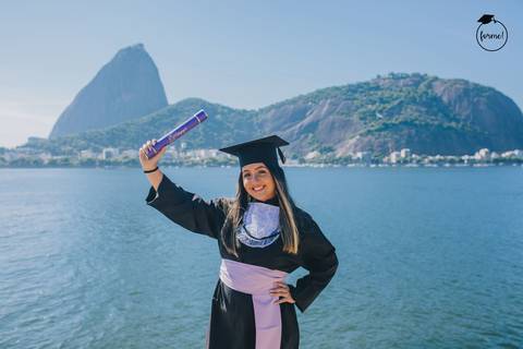 Fotos-de-formatura-criativa-ensaio-externo-rj-aterro-do-flamengo-foto-individual-cadeira-formatura-rj-formandos-administracao-humanos-adm-design-psicologia-nutricao-enfermagem-edfisica-medicina-direito-pedagogia'