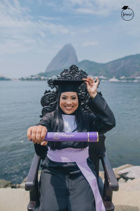 Fotos-de-formatura-criativa-ensaio-externo-rj-aterro-do-flamengo-foto-individual-cadeira-formatura-rj-formandos-administracao-humanos-adm-design-psicologia-nutricao-enfermagem-edfisica-medicina-direito-pedagogia'