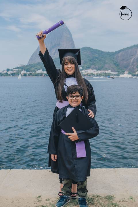 Fotos-de-formatura-criativa-ensaio-externo-rj-aterro-do-flamengo-foto-familia-formatura-rj-formandos-administracao-humanos-adm-design-psicologia-nutricao-enfermagem-edfisica-medicina-direito-pedagogia'