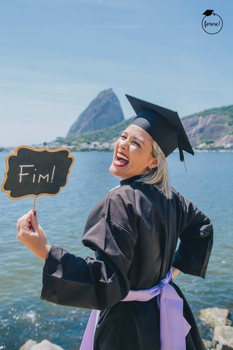 Fotos-de-formatura-criativa-ensaio-externo-rj-aterro-do-flamengo-poses-individual-cadeira-formatura-rj-formandos-administracao-humanos-adm-design-psicologia-nutricao-enfermagem-edfisica-medicina-direito'