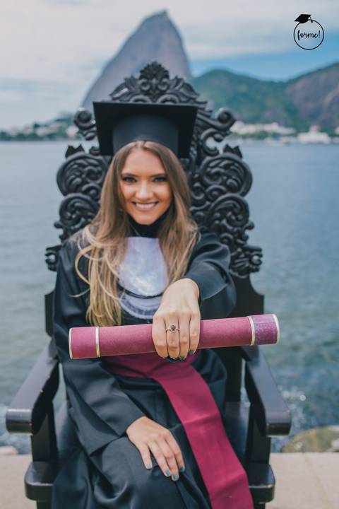 Fotos-de-formatura-criativa-ensaio-externo-rj-aterro-do-flamengo-foto-individual-cadeira-formatura-rj-formandos-administracao-humanos-adm-design-psicologia-nutricao-enfermagem-edfisica-medicina-direito-pedagogia'