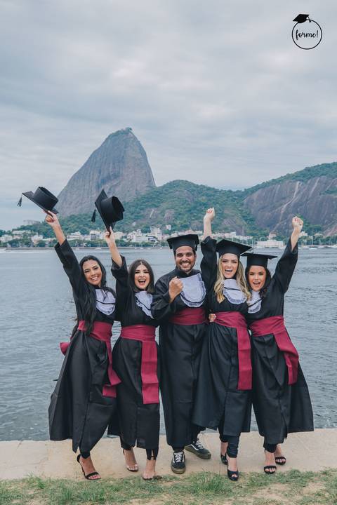 Fotos-de-formatura-criativa-ensaio-externo-rj-aterro-do-flamengo-foto-familia-formatura-rj-formandos-administracao-humanos-adm-design-psicologia-nutricao-enfermagem-edfisica-medicina-direito-pedagogia'