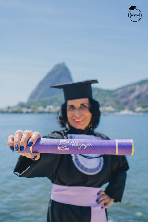 Fotos-de-formatura-criativa-ensaio-externo-rj-aterro-do-flamengo-poses-individual-cadeira-formatura-rj-formandos-administracao-humanos-adm-design-psicologia-nutricao-enfermagem-edfisica-medicina-direito'