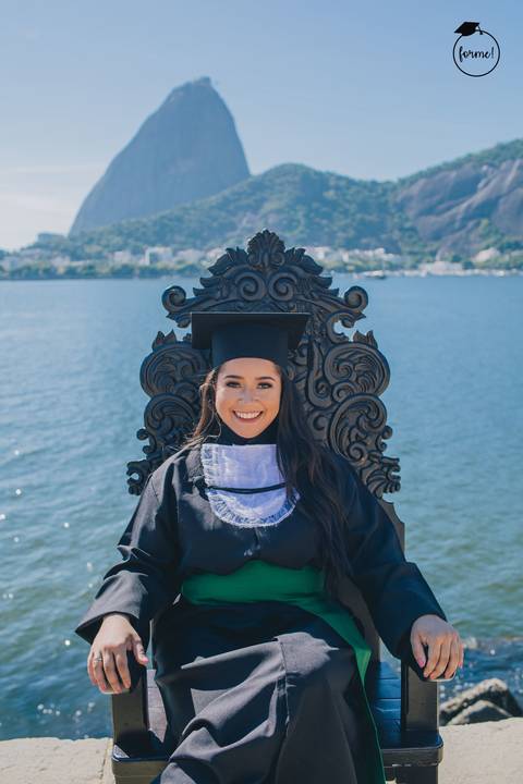 Fotos-de-formatura-rj-criativa-ensaio-externo-formatura-rj-aterro-do-flamengo-poses-individual-cadeira-formatura-rj-formandos-nutricao-administracao-humanos-adm-design-psicologia-nutricao-enfermagem-edfisica-medicina-fisioterapia-biomedicina'