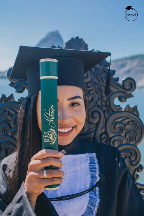 Fotos-de-formatura-rj-criativa-ensaio-externo-formatura-rj-aterro-do-flamengo-poses-individual-cadeira-formatura-rj-formandos-nutricao-administracao-humanos-adm-design-psicologia-nutricao-enfermagem-edfisica-medicina-fisioterapia-biomedicina'