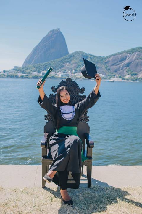Fotos-de-formatura-rj-criativa-ensaio-externo-formatura-rj-aterro-do-flamengo-poses-individual-cadeira-formatura-rj-formandos-nutricao-administracao-humanos-adm-design-psicologia-nutricao-enfermagem-edfisica-medicina-fisioterapia-biomedicina'