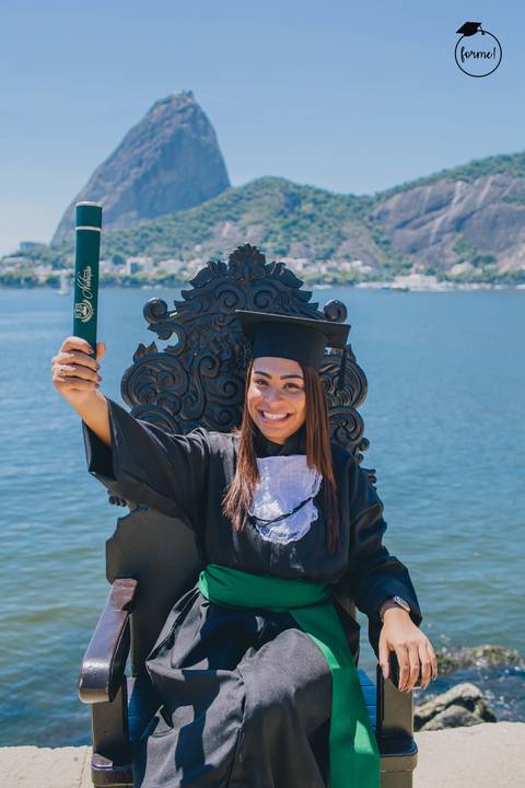 Fotos-de-formatura-rj-criativa-ensaio-externo-formatura-rj-aterro-do-flamengo-poses-individual-cadeira-formatura-rj-formandos-nutricao-administracao-humanos-adm-design-psicologia-nutricao-enfermagem-edfisica-medicina-fisioterapia-biomedicina'
