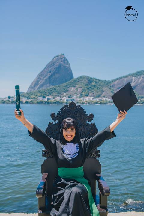 Fotos-de-formatura-rj-criativa-ensaio-externo-formatura-rj-aterro-do-flamengo-poses-individual-cadeira-formatura-rj-formandos-nutricao-administracao-humanos-adm-design-psicologia-nutricao-enfermagem-edfisica-medicina-fisioterapia-biomedicina'