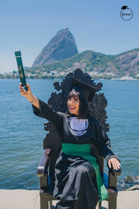 Fotos-de-formatura-rj-criativa-ensaio-externo-formatura-rj-aterro-do-flamengo-poses-individual-cadeira-formatura-rj-formandos-nutricao-administracao-humanos-adm-design-psicologia-nutricao-enfermagem-edfisica-medicina-fisioterapia-biomedicina'