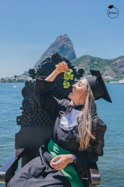 Fotos-de-formatura-rj-criativa-ensaio-externo-formatura-rj-aterro-do-flamengo-poses-individual-cadeira-formatura-rj-formandos-nutricao-administracao-humanos-adm-design-psicologia-nutricao-enfermagem-edfisica-medicina-fisioterapia-biomedicina'