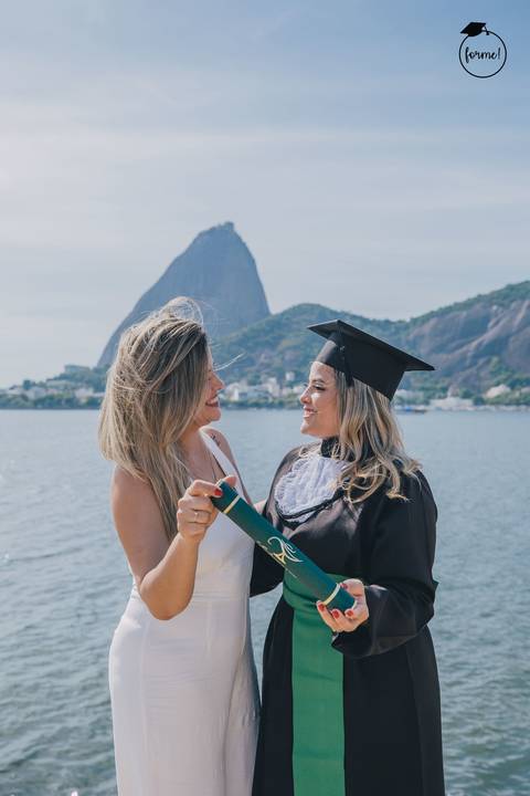 Fotos-de-formatura-rj-criativa-ensaio-externo-formatura-rj-aterro-do-flamengo-poses-individual-cadeira-formatura-rj-formandos-nutricao-administracao-humanos-adm-design-psicologia-nutricao-enfermagem-edfisica-medicina-fisioterapia-biomedicina'