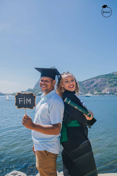 Fotos-de-formatura-rj-criativa-ensaio-externo-formatura-rj-aterro-do-flamengo-foto-familia-formatura-rj-formandos-nutricao-administracao-humanos-adm-design-psicologia-nutricao-enfermagem-edfisica-medicina-fisioterapia-biomedicina'