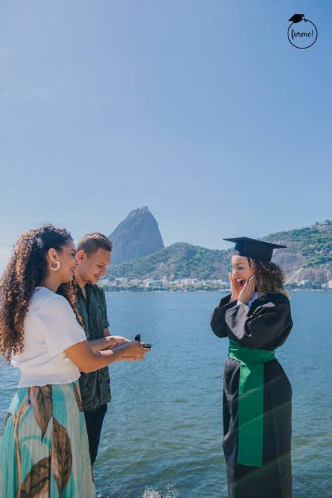Fotos-de-formatura-rj-criativa-ensaio-externo-formatura-rj-aterro-do-flamengo-foto-familia-formatura-rj-formandos-nutricao-administracao-humanos-adm-design-psicologia-nutricao-enfermagem-edfisica-medicina-fisioterapia-biomedicina'