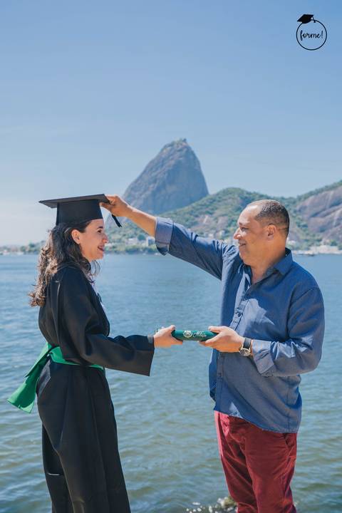 Fotos-de-formatura-rj-criativa-ensaio-externo-formatura-rj-aterro-do-flamengo-foto-familia-formatura-rj-formandos-nutricao-administracao-humanos-adm-design-psicologia-nutricao-enfermagem-edfisica-medicina-fisioterapia-biomedicina'