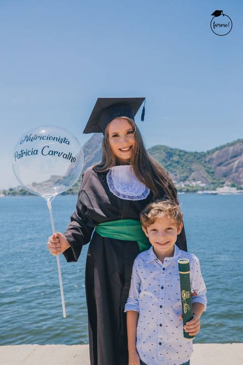 Fotos-de-formatura-rj-criativa-ensaio-externo-formatura-rj-aterro-do-flamengo-foto-familia-formatura-rj-formandos-nutricao-administracao-humanos-adm-design-psicologia-nutricao-enfermagem-edfisica-medicina-fisioterapia-biomedicina'