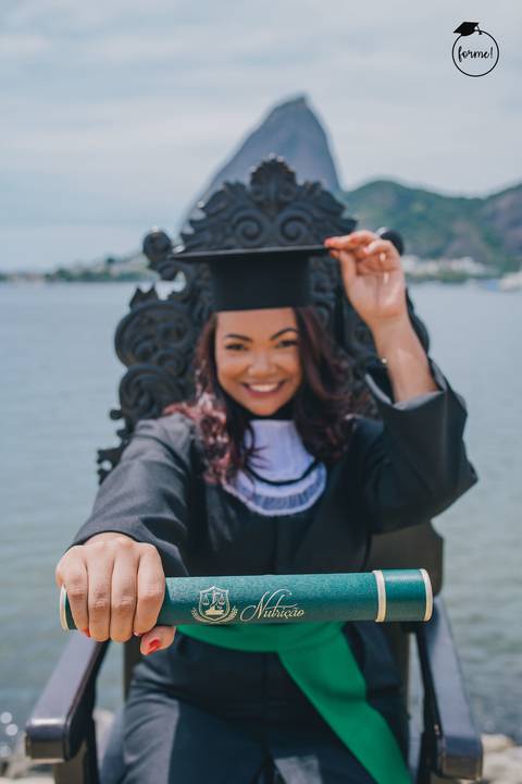 Fotos-de-formatura-rj-criativa-ensaio-externo-formatura-rj-aterro-do-flamengo-poses-individual-cadeira-formatura-rj-formandos-nutricao-administracao-humanos-adm-design-psicologia-nutricao-enfermagem-edfisica-medicina-fisioterapia-biomedicina'