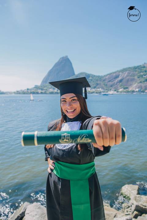 Fotos-de-formatura-rj-criativa-ensaio-externo-formatura-rj-aterro-do-flamengo-poses-individual-cadeira-formatura-rj-formandos-nutricao-administracao-humanos-adm-design-psicologia-nutricao-enfermagem-edfisica-medicina-fisioterapia-biomedicina'