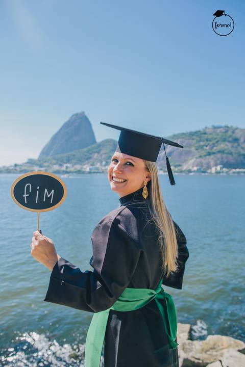 Fotos-de-formatura-rj-criativa-ensaio-externo-formatura-rj-aterro-do-flamengo-poses-individual-cadeira-formatura-rj-formandos-nutricao-administracao-humanos-adm-design-psicologia-nutricao-enfermagem-edfisica-medicina-fisioterapia-biomedicina'