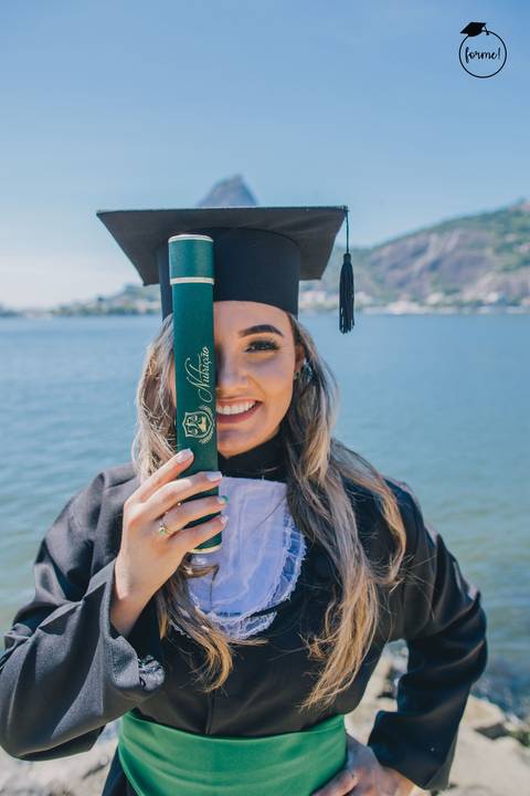 Fotos-de-formatura-rj-criativa-ensaio-externo-formatura-rj-aterro-do-flamengo-poses-individual-cadeira-formatura-rj-formandos-nutricao-administracao-humanos-adm-design-psicologia-nutricao-enfermagem-edfisica-medicina-fisioterapia-biomedicina'