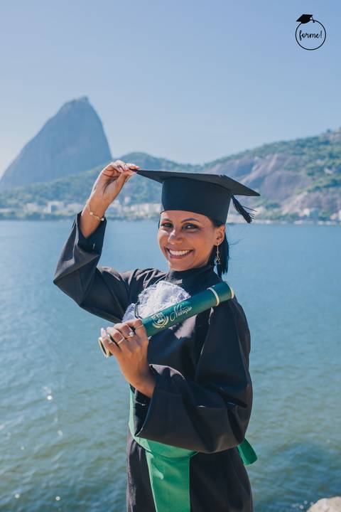 Fotos-de-formatura-rj-criativa-ensaio-externo-formatura-rj-aterro-do-flamengo-poses-individual-cadeira-formatura-rj-formandos-nutricao-administracao-humanos-adm-design-psicologia-nutricao-enfermagem-edfisica-medicina-fisioterapia-biomedicina'