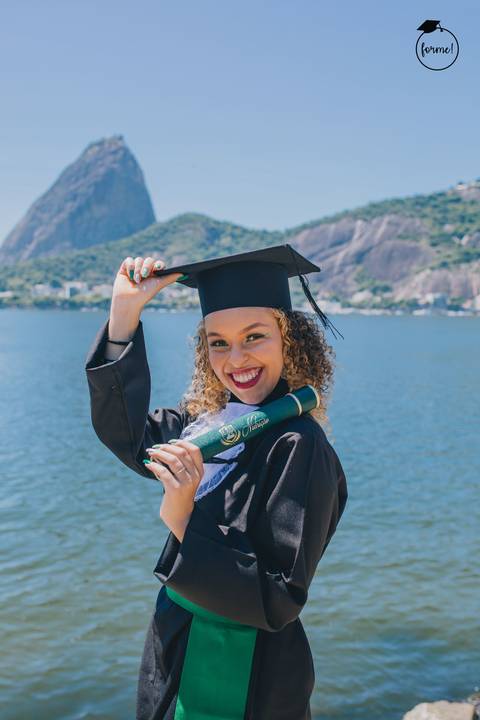 Fotos-de-formatura-rj-criativa-ensaio-externo-formatura-rj-aterro-do-flamengo-poses-individual-cadeira-formatura-rj-formandos-nutricao-administracao-humanos-adm-design-psicologia-nutricao-enfermagem-edfisica-medicina-fisioterapia-biomedicina'