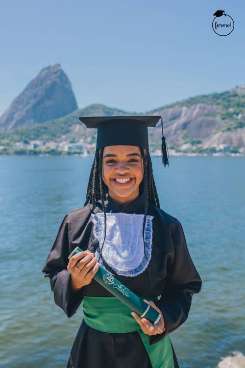 Fotos-de-formatura-rj-criativa-ensaio-externo-formatura-rj-aterro-do-flamengo-poses-individual-cadeira-formatura-rj-formandos-nutricao-administracao-humanos-adm-design-psicologia-nutricao-enfermagem-edfisica-medicina-fisioterapia-biomedicina'
