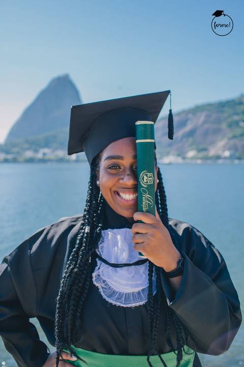 Fotos-de-formatura-rj-criativa-ensaio-externo-formatura-rj-aterro-do-flamengo-poses-individual-cadeira-formatura-rj-formandos-nutricao-administracao-humanos-adm-design-psicologia-nutricao-enfermagem-edfisica-medicina-fisioterapia-biomedicina'