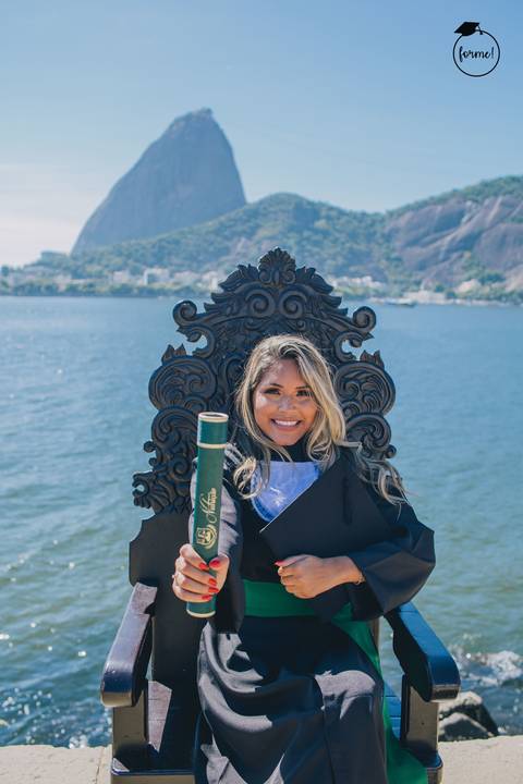 Fotos-de-formatura-rj-criativa-ensaio-externo-formatura-rj-aterro-do-flamengo-poses-individual-cadeira-formatura-rj-formandos-nutricao-administracao-humanos-adm-design-psicologia-nutricao-enfermagem-edfisica-medicina-fisioterapia-biomedicina'