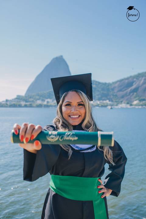 Fotos-de-formatura-rj-criativa-ensaio-externo-formatura-rj-aterro-do-flamengo-poses-individual-cadeira-formatura-rj-formandos-nutricao-administracao-humanos-adm-design-psicologia-nutricao-enfermagem-edfisica-medicina-fisioterapia-biomedicina'