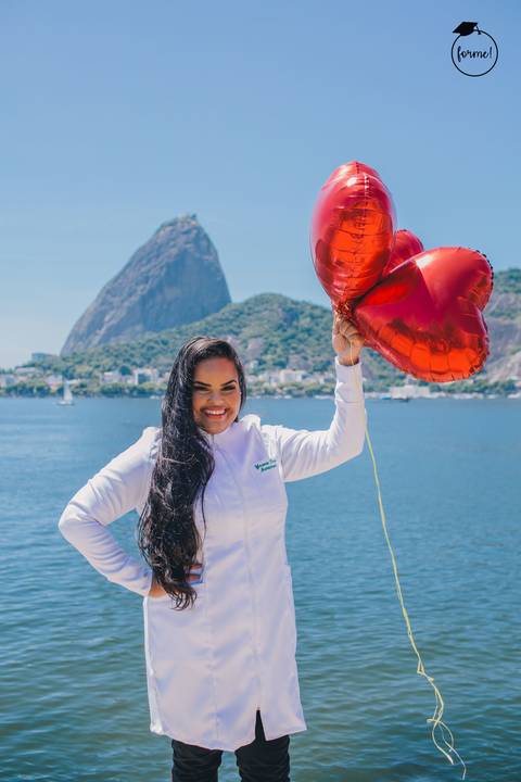 Fotos-de-formatura-rj-criativa-ensaio-externo-formatura-rj-aterro-do-flamengo-poses-individual-cadeira-formatura-rj-formandos-nutricao-administracao-humanos-adm-design-psicologia-nutricao-enfermagem-edfisica-medicina-fisioterapia-biomedicina'