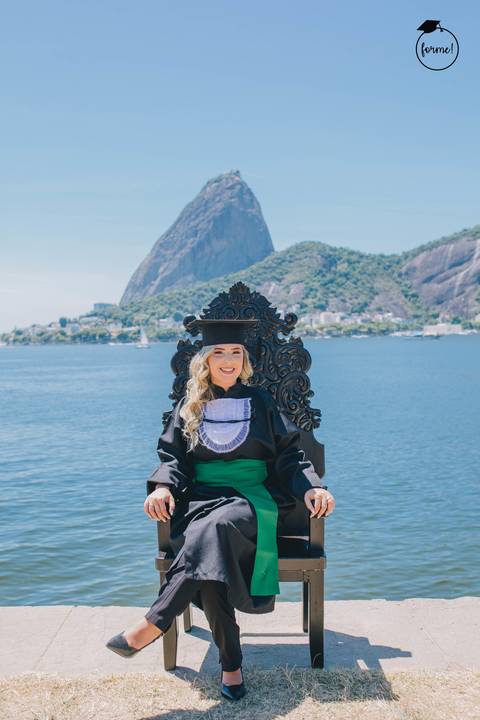 Fotos-de-formatura-rj-criativa-ensaio-externo-formatura-rj-aterro-do-flamengo-poses-individual-cadeira-formatura-rj-formandos-nutricao-administracao-humanos-adm-design-psicologia-nutricao-enfermagem-edfisica-medicina-fisioterapia-biomedicina'