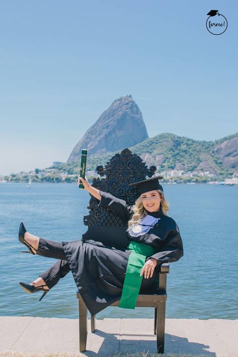 Fotos-de-formatura-rj-criativa-ensaio-externo-formatura-rj-aterro-do-flamengo-poses-individual-cadeira-formatura-rj-formandos-nutricao-administracao-humanos-adm-design-psicologia-nutricao-enfermagem-edfisica-medicina-fisioterapia-biomedicina'