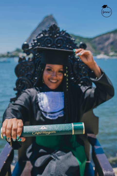 Fotos-de-formatura-rj-criativa-ensaio-externo-formatura-rj-aterro-do-flamengo-poses-individual-cadeira-formatura-rj-formandos-nutricao-administracao-humanos-adm-design-psicologia-nutricao-enfermagem-edfisica-medicina-fisioterapia-biomedicina'